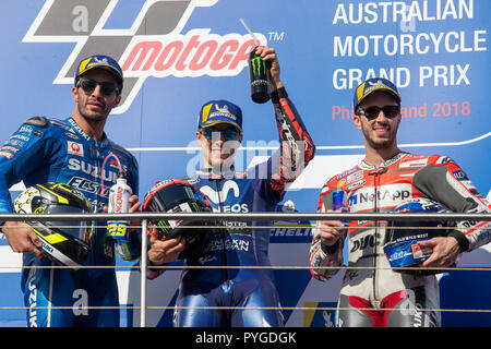 Melbourne, Australie. Dimanche, 28 octobre, 2018. Phillip Island, Australie. Podium de la course. Andrea Iannone (à gauche, 2e)), Maverick Viñales (Centre, 1er) et Andrea Dovizioso (à droite, 3ème). Credit : Russell Hunter/Alamy Live News Banque D'Images