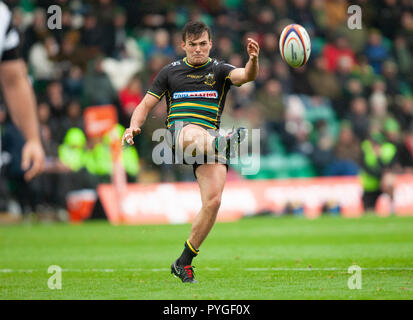 Northampton, Royaume-Uni. 27 octobre 2018. George Furbank de Northampton Saints au cours de la Premiership Rugby Cup match entre Northampton Saints et Bristol les ours. Andrew Taylor/Alamy Live News Banque D'Images