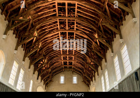 Vue d'un toit en bois à l'intérieur du grand hall à l'intérieur du château de Stirling, Écosse Banque D'Images