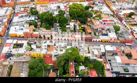 Vue aérienne de sur des nombreuses routes étroites à San Miguel de Allende, Mexique Banque D'Images