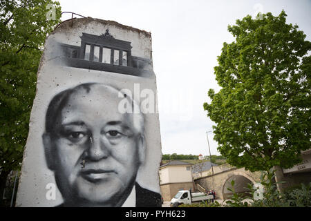 Schengen, Luxembourg - segment d'origine du mur de Berlin avec le portrait de Mikhaïl Gorbatchev Banque D'Images