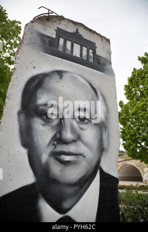 Schengen, Luxembourg - segment d'origine du mur de Berlin avec le portrait de Mikhaïl Gorbatchev Banque D'Images