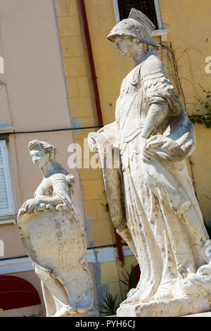 Statues de marbre. Banque D'Images