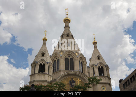 La cathédrale Alexander Nevsky (Cathédrale Saint-Alexandre-Nevsky) à Paris, France. La Cathédrale Orthodoxe Russe conçu par des architectes russes Roman Kouzmine et Ivan Strom a été achevé en 1861. Banque D'Images