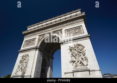 Paris, France - l'Arc de Triomphe, monument de la capitale française à la place Charles-de-Gaulle Banque D'Images