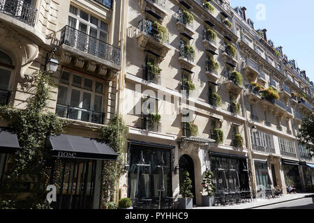 Rue bachaumont Banque de photographies et d images a haute resolution Alamy