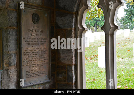 La Maison de la mémoire de Raleigh au cimetière Oakwood comprend des comprimés qui concernent la participation de la Caroline du Nord à partir de la guerre révolutionnaire au Vietnam. Banque D'Images