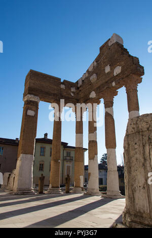 L'Italie, Brescia - 24 décembre 2017 : le point de vue de l'ancien temple romain ruines de Capitolium à Brescia, Site du patrimoine mondial de l'UNESCO le 24 décembre 2017 Banque D'Images