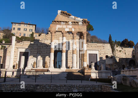 L'Italie, Brescia - 24 décembre 2017 : le point de vue de l'ancien temple romain ruines de Capitolium à Brescia, Site du patrimoine mondial de l'UNESCO le 24 décembre 2017 Banque D'Images