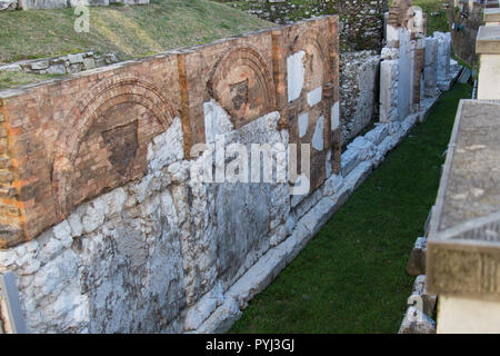 L'Italie, Brescia - 24 décembre 2017 : le point de vue ruines de Foro Romano du Capitole, ancien temple romain, Site du patrimoine mondial de l'UNESCO le 24 décembre 2017. Banque D'Images