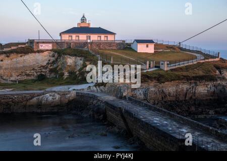 L'île de Faro Tapia, Tapia de Casariego, Asturias, Espagne, Europe Banque D'Images