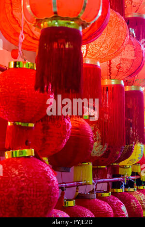 Lampes chinois rouge accroché dans la zone de la Chine à Singapour Banque D'Images
