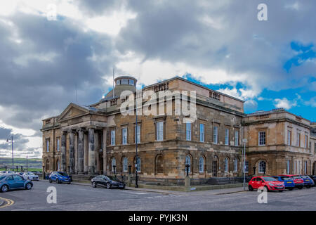 Ayr, Ecosse, Royaume-Uni - Octobre 26, 2018 : à plus de Cassillis Street à Ayr Sheriff Court et la Cour de juge de paix qui est dans le Sheriffdom Banque D'Images