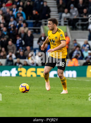 Brighton, UK. 27 Oct 2018. Diogo Jota de Wolverhampton Wanderers lors du premier match de championnat entre Brighton et Hove Albion Wolverhampton Wanderers et à l'AMEX Stadium, Brighton, Angleterre le 27 octobre 2018. Photo par Liam McAvoy. Credit : UK Sports Photos Ltd/Alamy Live News Banque D'Images