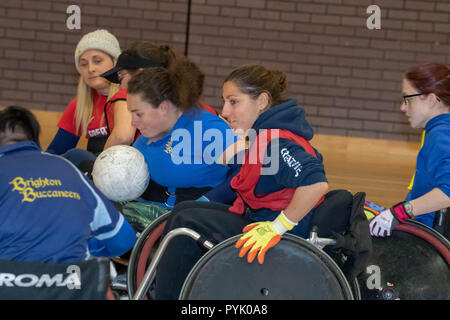 Brentwood, Royaume-Uni. 28 octobre 2018. Grande-Bretagne Rugby en fauteuil roulant Rugby en fauteuil roulant de la femme du célèbre événement # thisgirlcan au centre Brentwood Essex Brentwood,Ian Davidson Crédit/Alamy Live News Banque D'Images