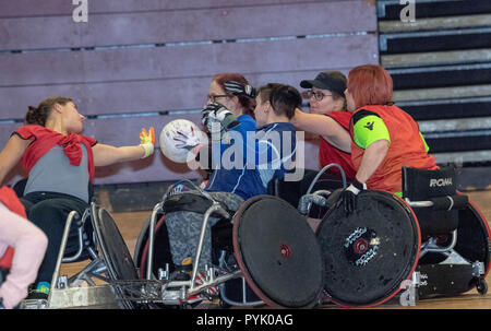 Brentwood, Royaume-Uni. 28 octobre 2018. Grande-Bretagne Rugby en fauteuil roulant Rugby en fauteuil roulant de la femme du célèbre événement # thisgirlcan au centre Brentwood Essex Brentwood,Ian Davidson Crédit/Alamy Live News Banque D'Images