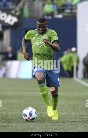 Seattle, Washington, USA. 28 Oct, 2018. Seattle's NOUHOU (5) en action que San Jose visites les Sounders de Seattle dans un match de MLS Siècle Lien Field à Seattle, WA. Seattle a remporté le match 2-1. Crédit : Jeff Halstead/ZUMA/Alamy Fil Live News Banque D'Images