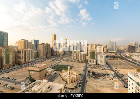 Al Nahda district de Sharjah, à proximité de la frontière avec Dubai, Émirats Arabes Unis Banque D'Images