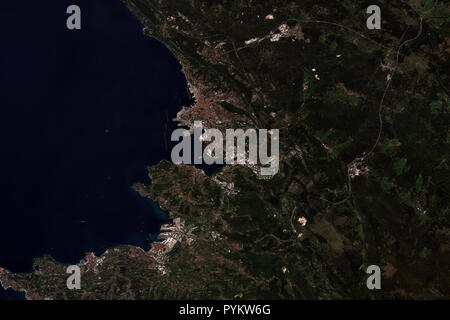 Trieste en Italie du Nord et la mer Méditerranée vue de l'espace - contient des données Sentinel Copernicus modifié Banque D'Images