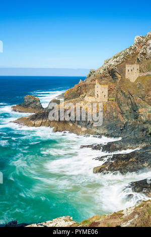 Les couronnes de Cornwall Maisons Botallack moteur historique de la mine d'étain de Cornouailles patrimoine minier Botallack St Just Penzance Cornwall England UK GO Europe Banque D'Images