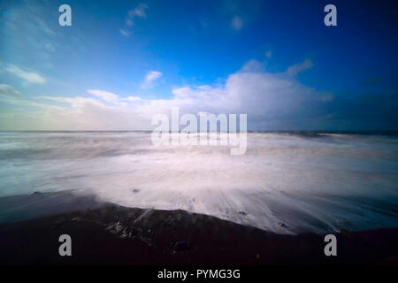 Paysage marin abstrait avec une longue exposition Banque D'Images