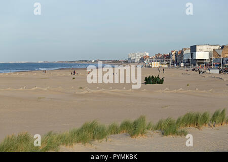 Plage, Dunkerque, France Banque D'Images