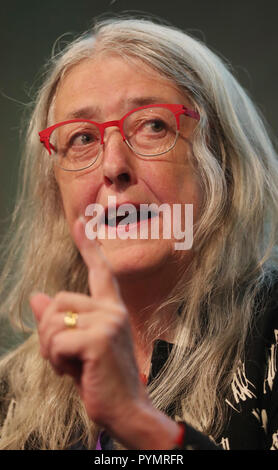 Le professeur Mary Beard au Congrès international des femmes parlementaire Caucus au château de Dublin aujourd'hui. Banque D'Images