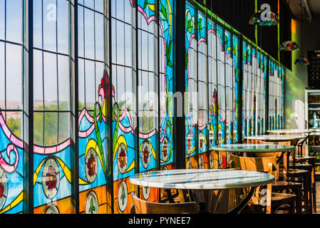 Casa Lis est un palais moderniste à Salamanque construit sur l'ancien mur de la muraille de la ville, où le musée d'Art Nouveau et Art déco est situé. Salamanque, C Banque D'Images