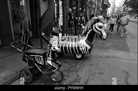 Mardi Gras, le skeleton Maisons, St Ann's Parade, quater, La Nouvelle-Orléans, Louisiane, Etats-Unis Banque D'Images