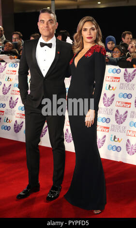 Robbie Williams et Ayda Field au cours de la fierté de la Grande-Bretagne Awards 2018, en partenariat avec le BST, honorant les héros méconnus et reconnaissant les réalisations extraordinaires de gens ordinaires, qui s'est tenue à l'hôtel Grosvenor House, Londres. Banque D'Images