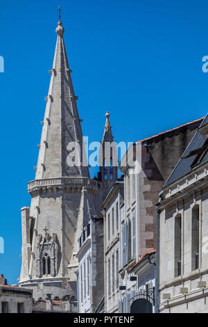 La Tour de la Lanterne ou Tour de la lanterne dans le Vieux Port de La Rochelle, sur la côte de la région de la France. Banque D'Images