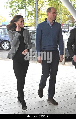 Le duc et la duchesse de Cambridge, arrive pour une visite au Cœur de l'entraîneur de Basildon Essex. Banque D'Images