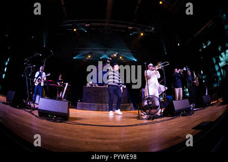 Milan Italie 30 octobre 2018 Fat Freddy's Drop live at Alcatraz © Roberto Finizio / Alamy Live News Banque D'Images