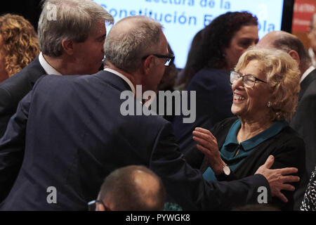 Madrid, Madrid, Espagne. 31 octobre, 2018. Manuela Carmena assiste à la lecture de la Constitution espagnole à l'occasion du 40e anniversaire de son approbation par le Congrès à l'Institut Cervantes, le 31 octobre 2018 à Madrid, Espagne Crédit : Jack Abuin/ZUMA/Alamy Fil Live News Banque D'Images