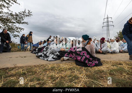 26/08/2018 Ende Galeande tenir des militants de démonstration de la formation d'action pour les journalistes avant d'actions directes pour la justice climatique Banque D'Images