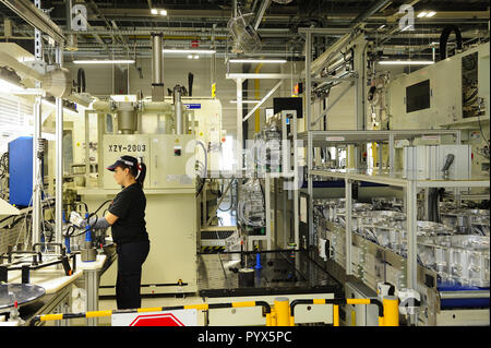 Walbrzych, Pologne. 30 octobre, 2018. Walbrzych, Pologne, Toyota Ouverture d'une nouvelle ligne de production d'entraînement hybride en Pologne. Banque D'Images