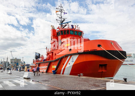 Navire de sauvetage espagnol Mastelero SAR, à Muelle Uno, Port de Malaga, Espagne Banque D'Images