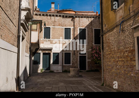 Plus de détails dans les rues et les canaux de Venise, Italie Banque D'Images