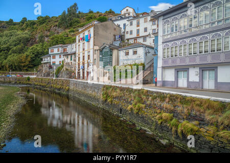 Luarca, Valdes, Asturias, Espagne, Europe Banque D'Images