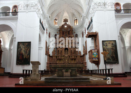 L'intérieur de l'église de la Divine Providence (Saint Cajetan) de Old Goa. Prises en Inde, août 2018. Banque D'Images