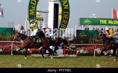 Courses de chevaux, Mahalaxmi Race Course, Mumbai, Maharashtra, Inde, Asie Banque D'Images