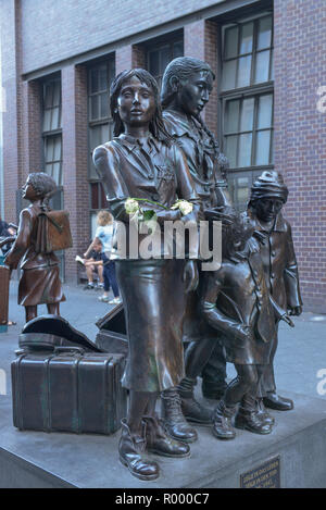 Monument, 'les trains dans la vie - les trains dans la mort', Friedrichstrasse, milieu, Berlin, Allemagne, Denkmal, 'Zuege ins Leben - Zuege dans den Tod', Mitte, Banque D'Images