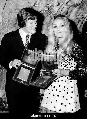 Patty Pravo, Gianni pettenati, Caserte, 1968 Banque D'Images