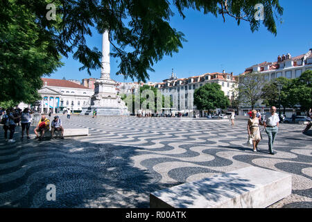 La place Rossio dans le centre-ville, à la Praça de Dom Pedro IV, dans le quartier de Baixa, Lisbonne, Portugal. Banque D'Images