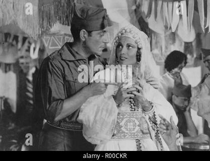 La Bandera Année : 1935 - France Réalisation : Julien Duvivier Jean Gabin, Annabella Banque D'Images