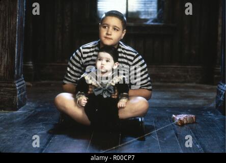 Les Valeurs De La Famille Addams Bebe 1993 Photo Stock Alamy