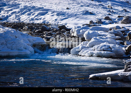 Des scènes d'hiver dans les montagnes Rocheuses de l'Alberta Banque D'Images