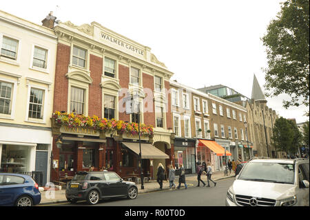 Le Château de Walmer pub dans le quartier de Notting Hill, qui a été acheté pour 3 millions de livres par David Beckham et Guy Ritchie. Avec : Château de Walmer, pub Vue Générale Où : London, Royaume-Uni Quand : 30 Sep 2018 Source : WENN.com Banque D'Images