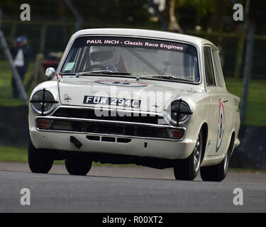 Paul Cooper, Ford Cortina Mk1 GT, voitures de tourisme classique Club, pré-66, BARC, Racing Club automobile britannique, National Championship, Brands Hatch, Banque D'Images