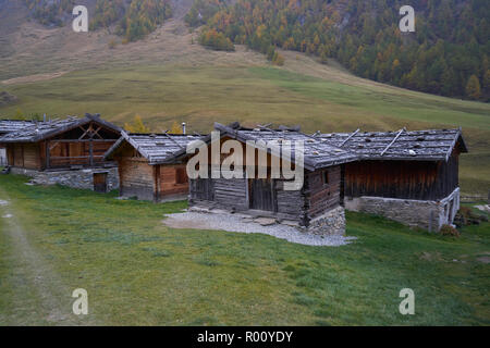 Fane Alm avec Pfundigerer, montagnes du Tyrol du Sud, Italie